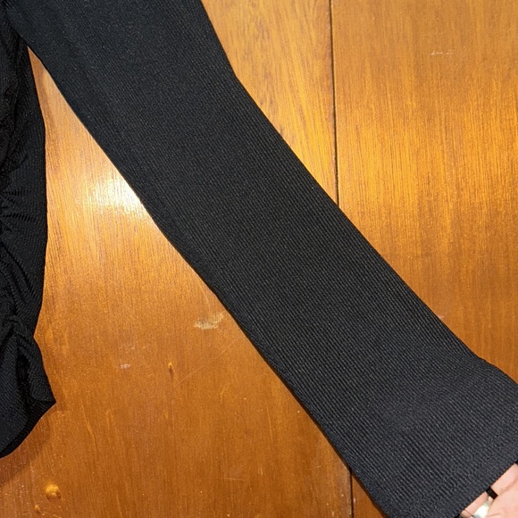 PLUS RUCHED DETAIL KEYHOLE TOP - Picture 6 of 12